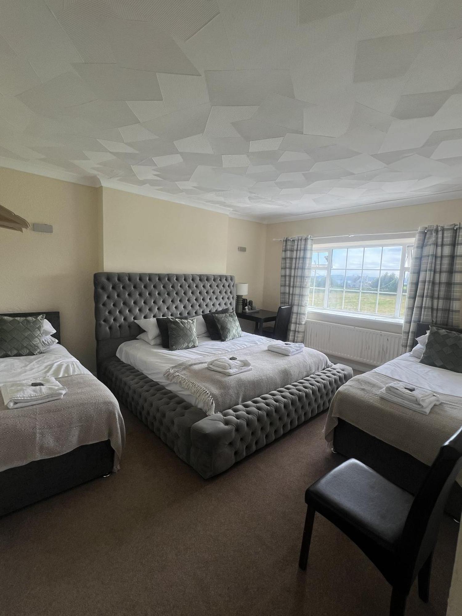 Ty Dderw Country Inn Moelfre Cameră foto